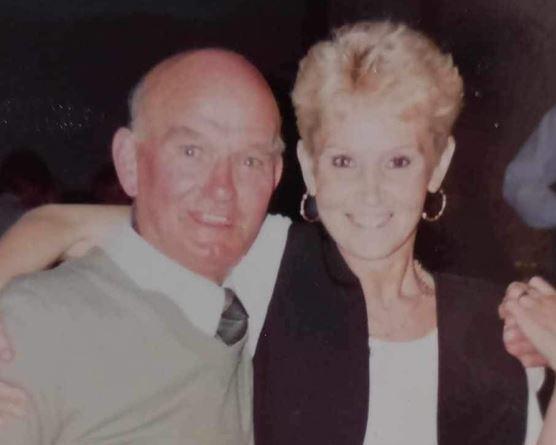Barrhead News: Johnny Kelly and daughter Joanne Wright Barrhead News: Johnny Kelly and daughter Joanne Wright